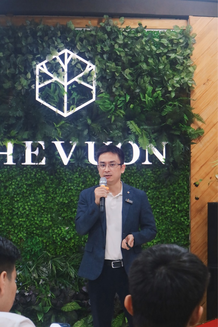 Ảnh 4:CEO Biglead tham gia làm diễn giả tại khoá học của Vinalink